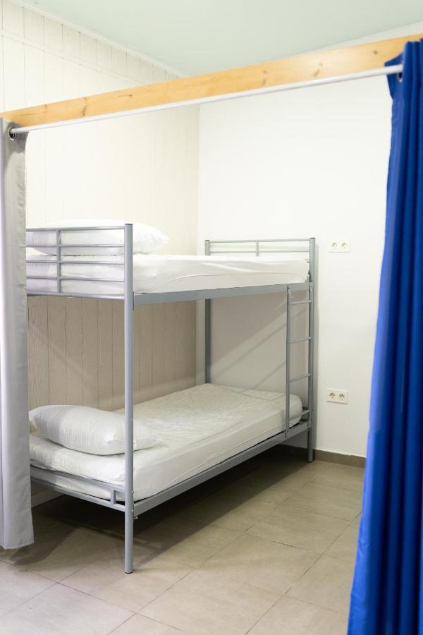 Albergue Barullo - Cubiculos - Literas - Habitaciones Саррия Экстерьер фото
