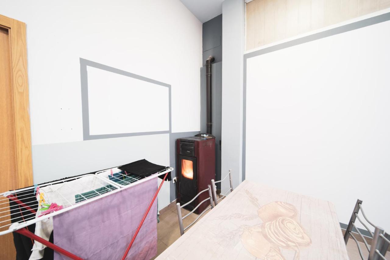 Albergue Barullo - Cubiculos - Literas - Habitaciones Саррия Экстерьер фото