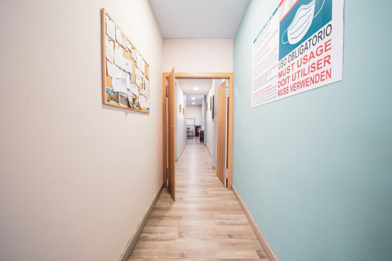 Albergue Barullo - Cubiculos - Literas - Habitaciones Саррия Экстерьер фото