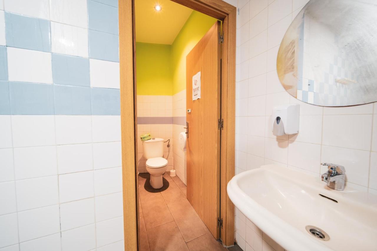 Albergue Barullo - Cubiculos - Literas - Habitaciones Саррия Экстерьер фото