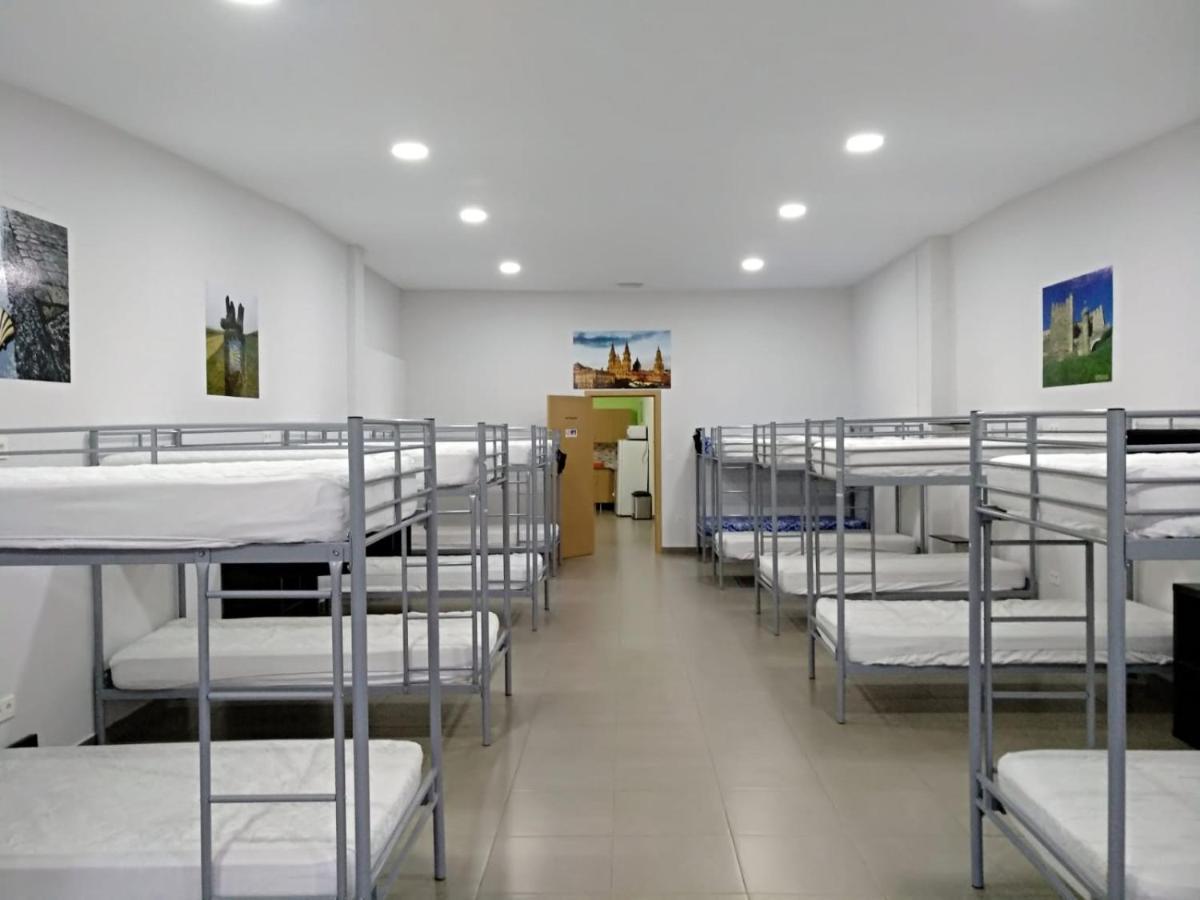 Albergue Barullo - Cubiculos - Literas - Habitaciones Саррия Экстерьер фото